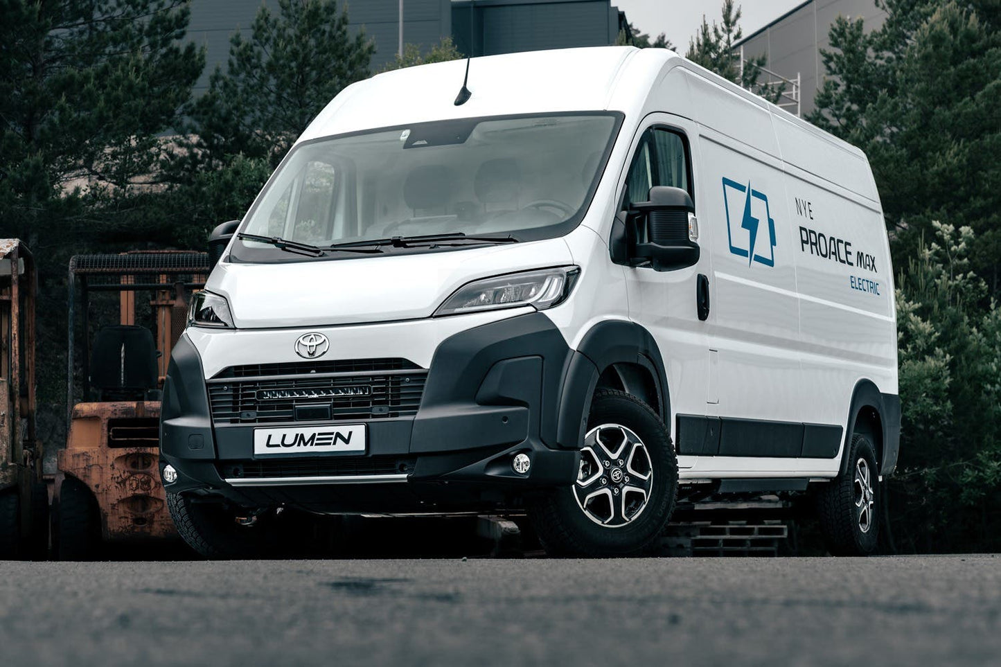 Lumen Toyota Pro Ace Max 2024+ Grillkit (CS20 Performance)