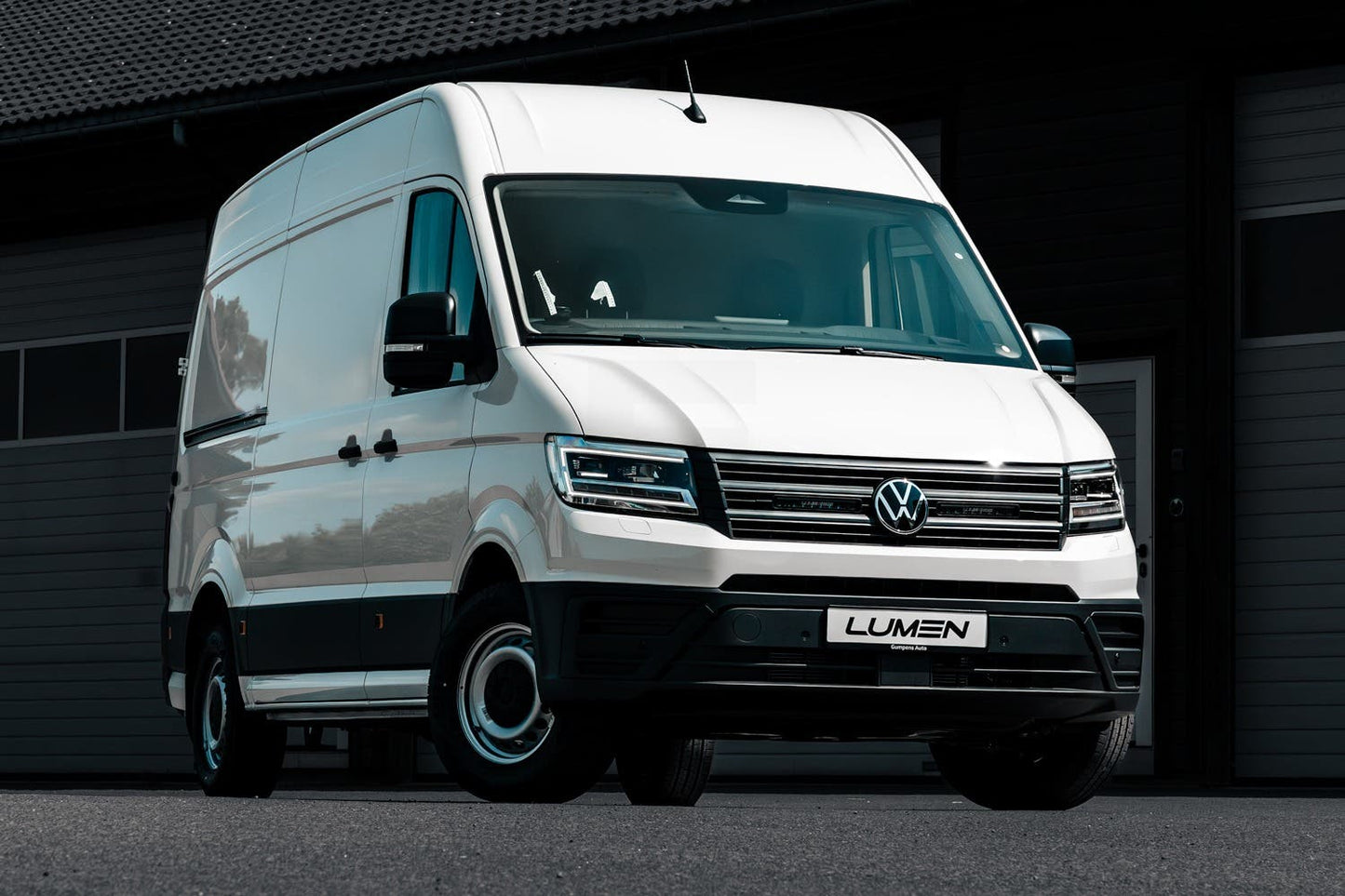 Lumen VW Crafter 2024+ Grillkit ( Helios SX10)
