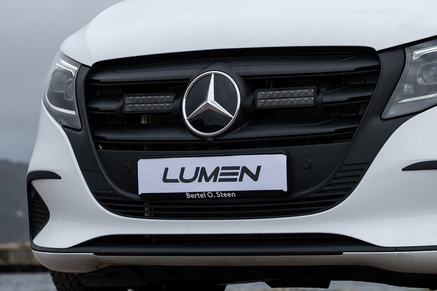 Lumen Mercedes Vito 2024+ grillekit (SQ16)
