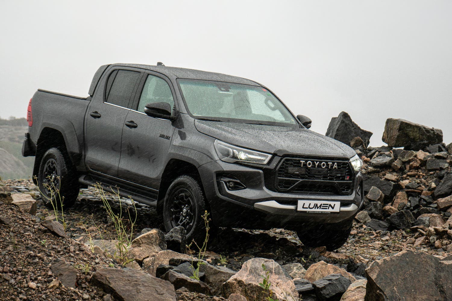 Lumen Toyota Hilux GR2 2026+ grillekit