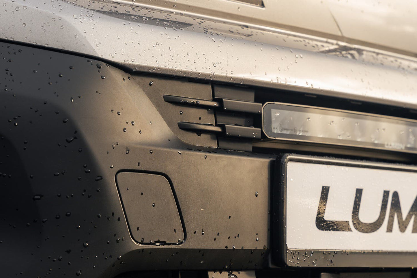 Lumen Opel/Vauxhall Combo 24+ grillkit (CS20 Performance)