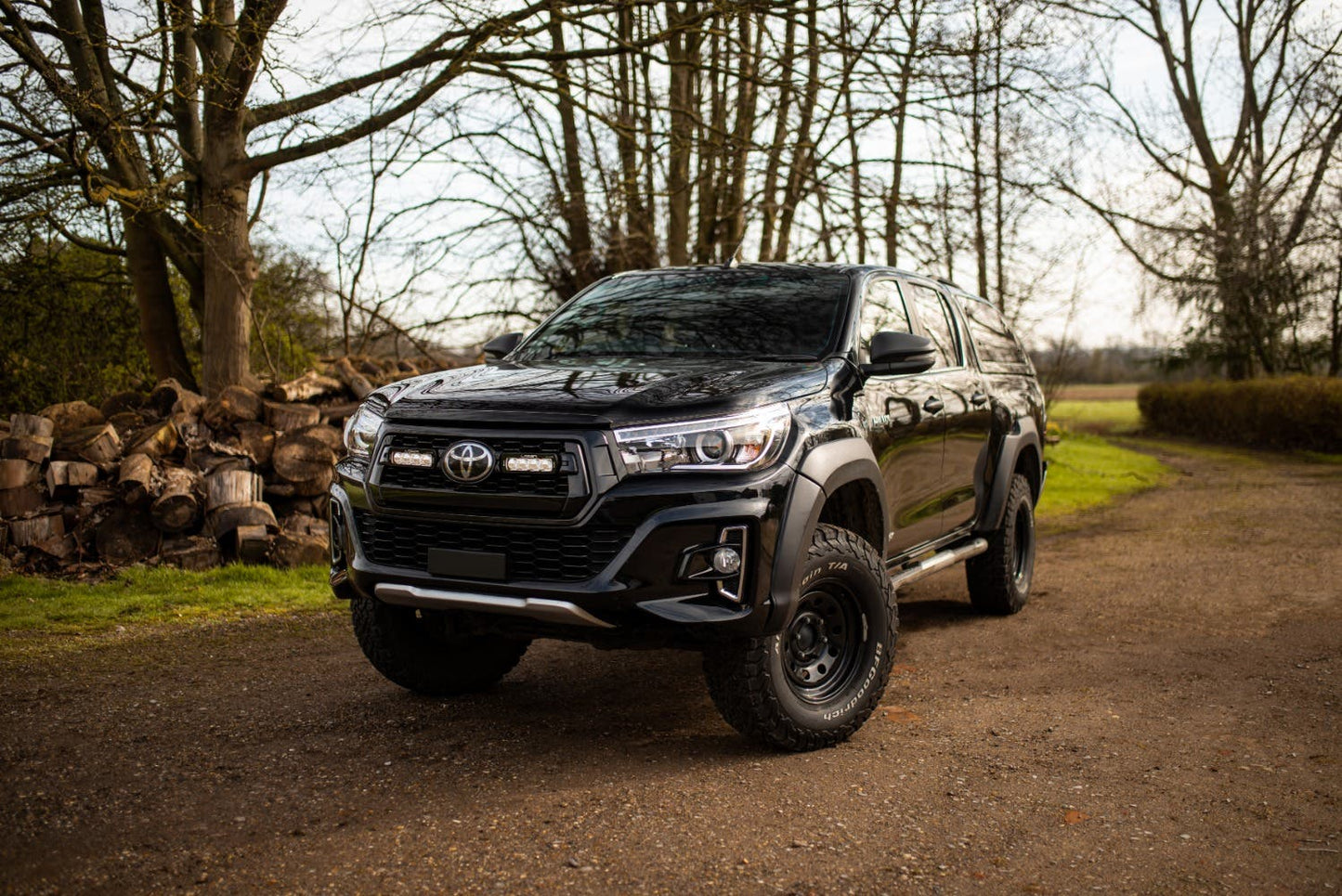 Lazer komplett grillkit Toyota Hilux Invincible X 2018+