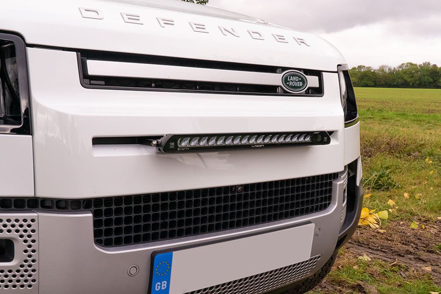 Lazer grillkit Land Rover Defender 2020+ (Linear 18)