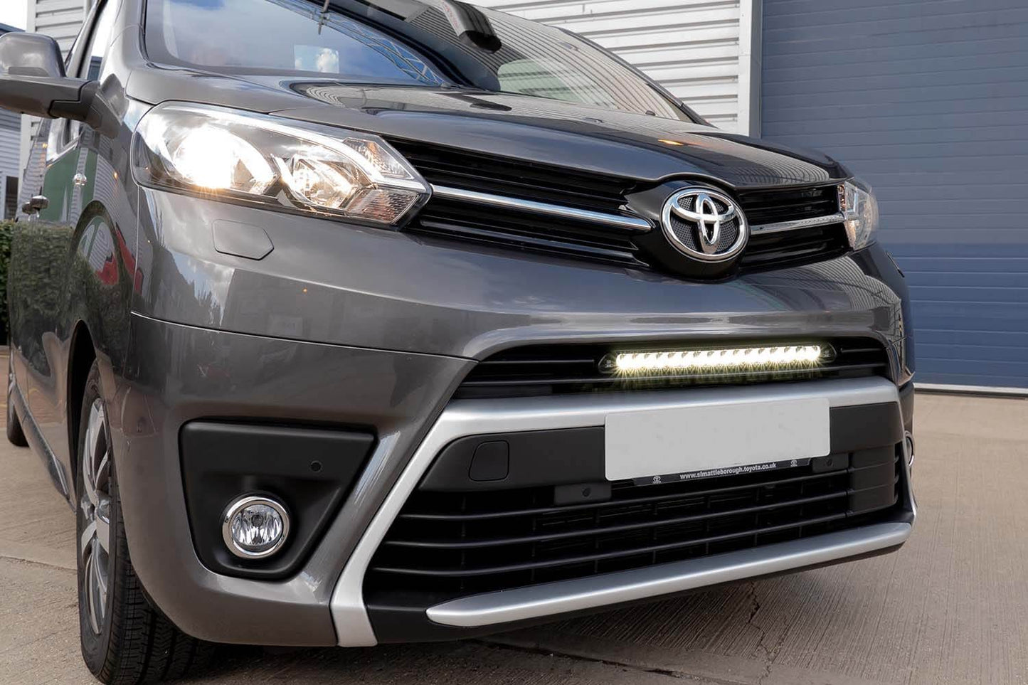 Lazer grillkit Toyota Proace 2016+