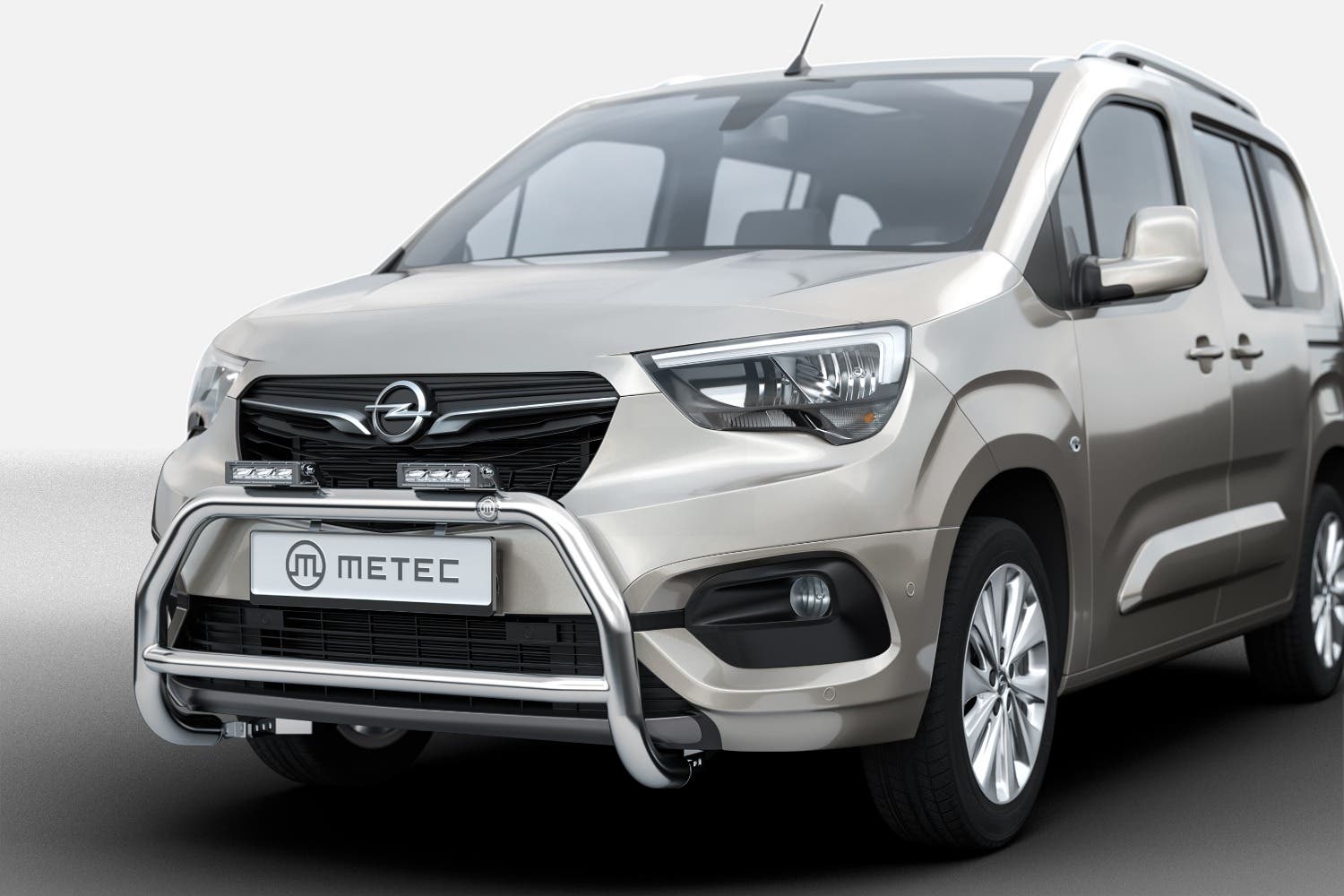 Metec Kufanger Opel Combo 18 krom (B)